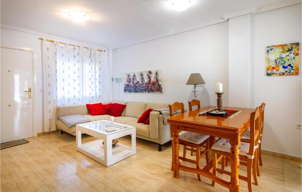 4 Bedroom Cozy Home In Pilar De La Horadada Exterior photo