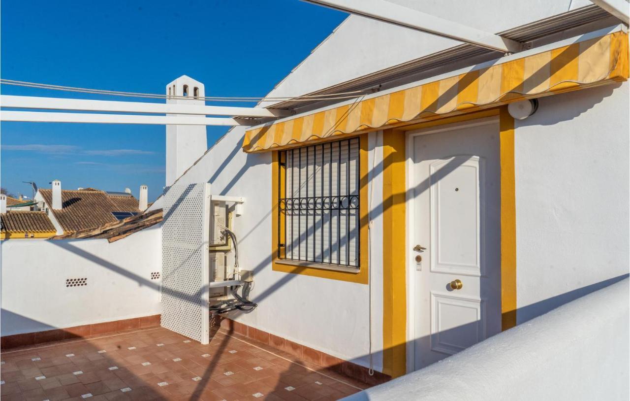 4 Bedroom Cozy Home In Pilar De La Horadada Exterior photo